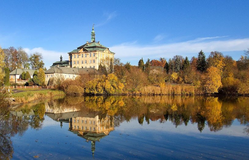 Zámek Jičíněves, Czech Republic (Czechia)